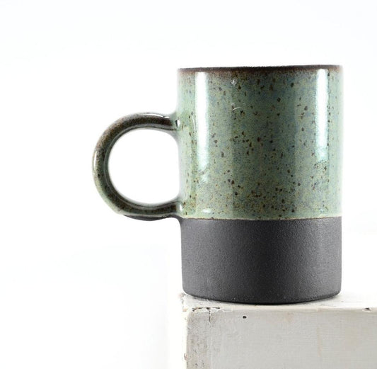 - Crocodile - Cylinder Mug